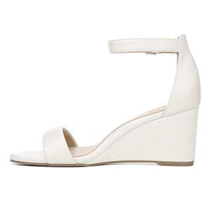 Naturalizer Women Leonora White Wedge Sandal 6